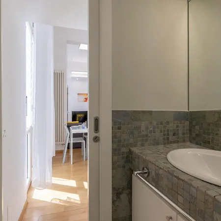 Elegant Duplex In فلورنس